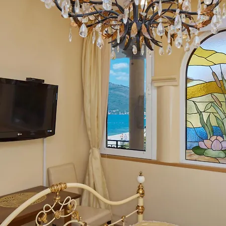 Apartment Villa Marija Tivat Exterior photo