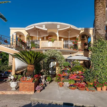 Apartment Villa Marija Tivat Exterior photo